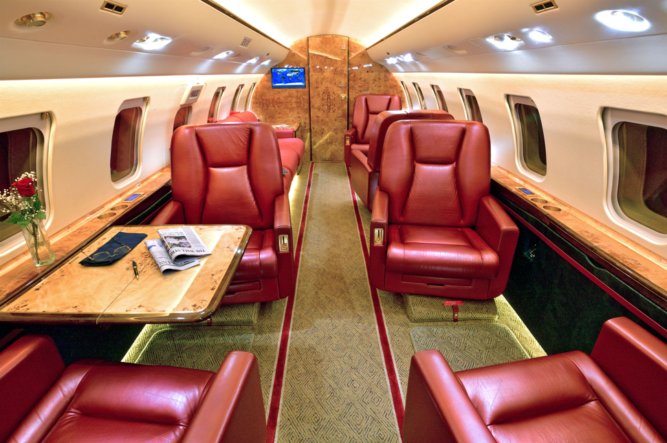 Bombardier CL 605  S/N 5830 for sale | gallery image: /hal/userfiles/images/listing-images/37859/Screenshot 2026-06-09 155656.png